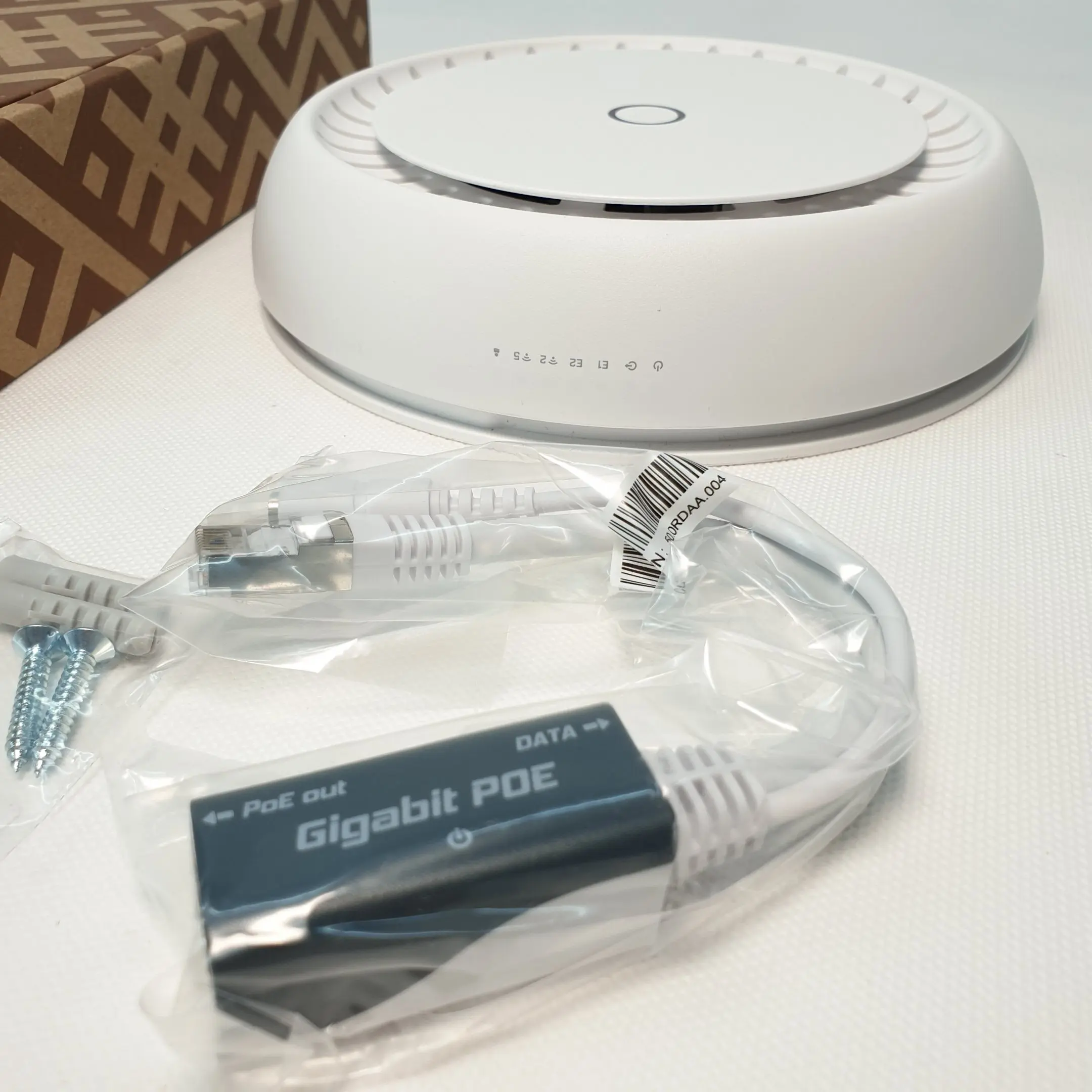 MikroTik RBcAPGi-5acD2nD-XL (cAP ac XL) Wireless Access Point